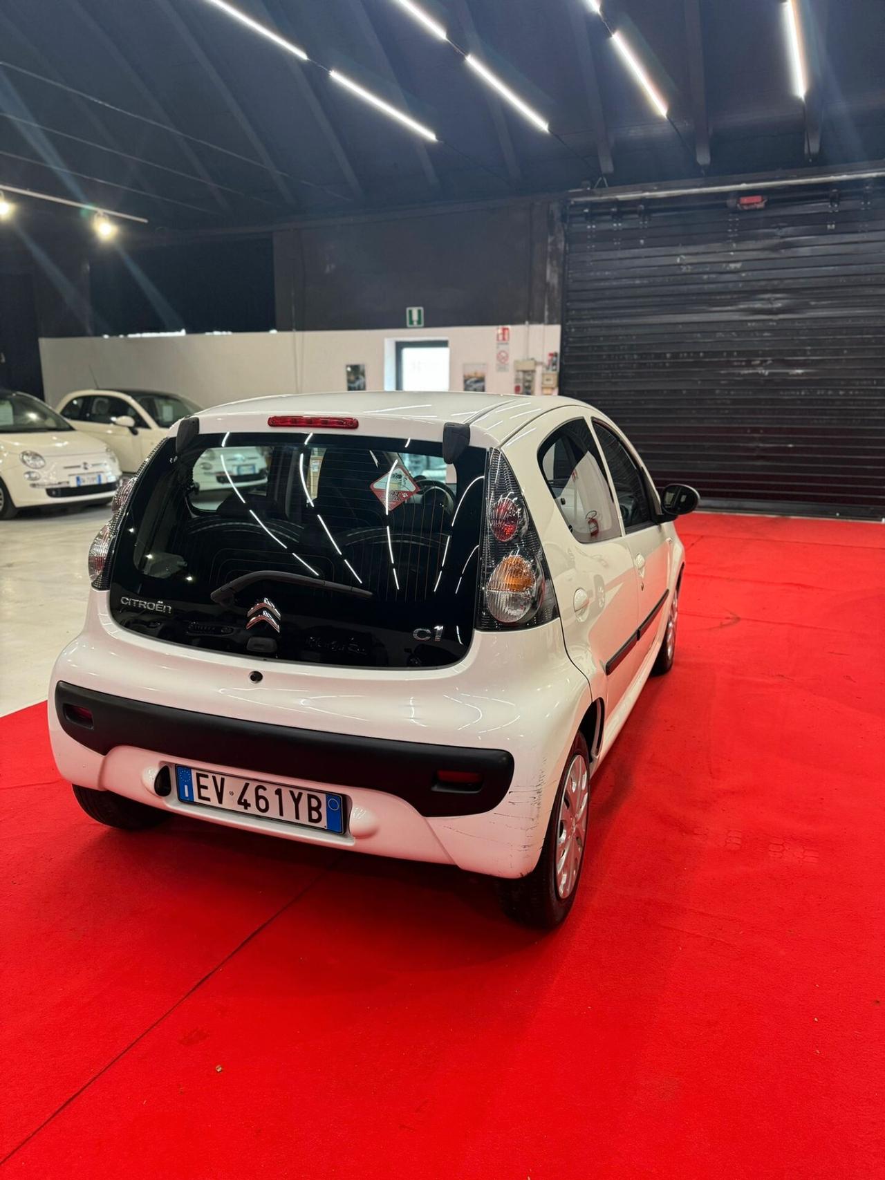 CITROEN C1 CAMBIO AUTOMATICO NEOPATENTATI