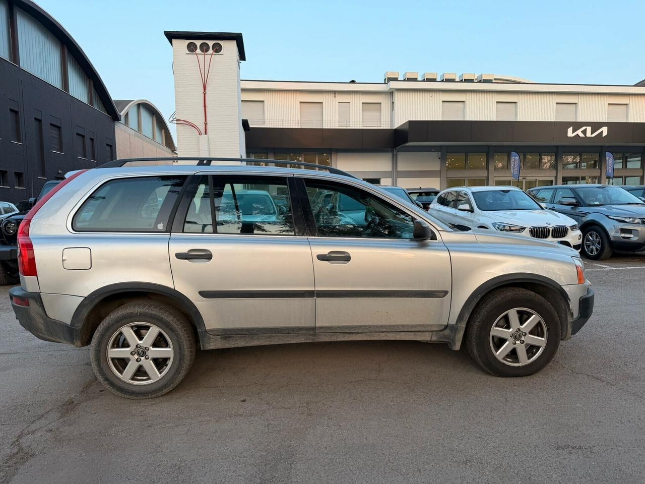 Volvo XC 90 XC90 2.4 D5 185 CV AWD Momentum COMMERCIANTI