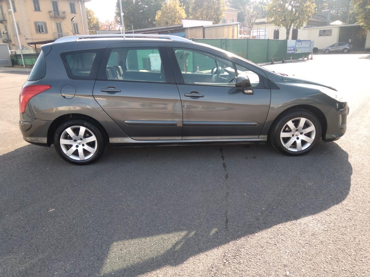 Peugeot 308 1.6 HDi 110CV SW 7posti xneopatentati