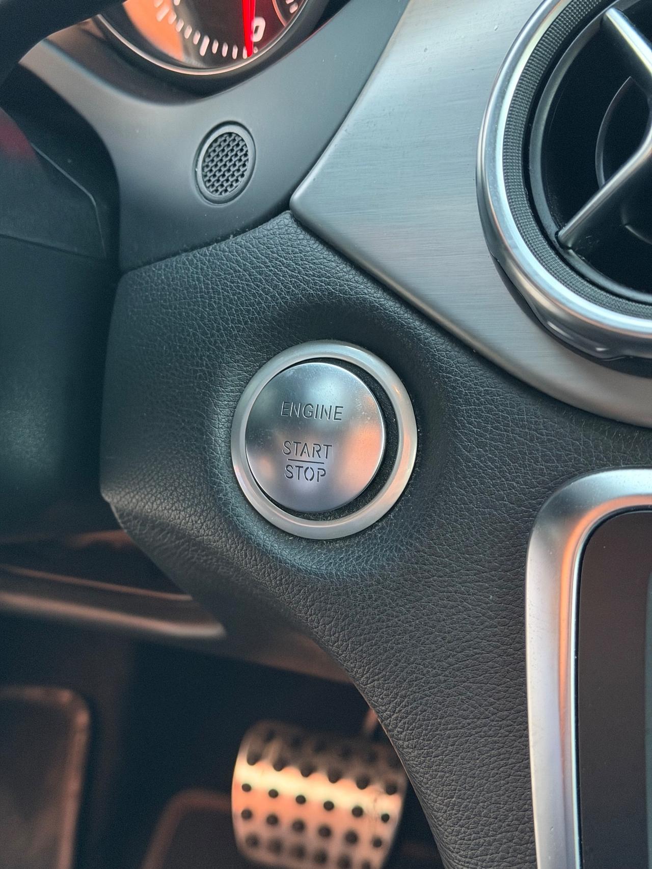 Mercedes-benz GLA 200 d Automatic 4Matic Premium