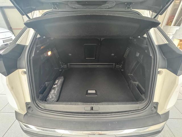 PEUGEOT 3008 BlueHDi 130 S&S EAT8 Allure