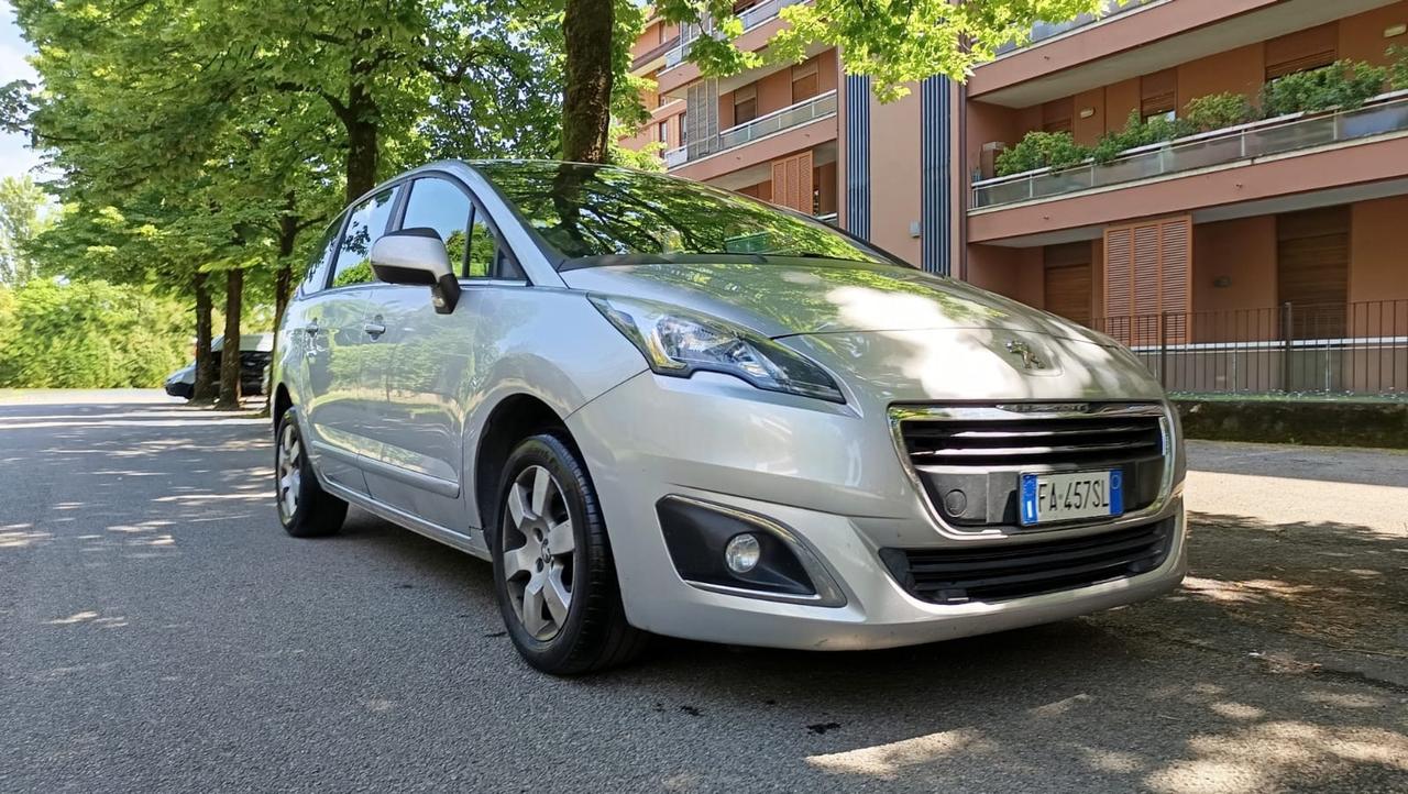 Peugeot 5008 BlueHDi 120 S&S Allure