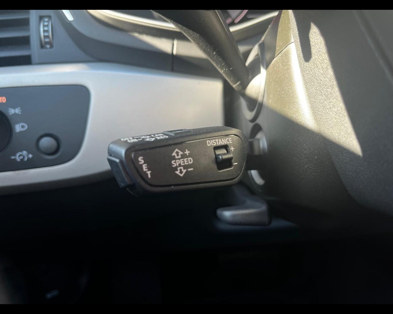 AUDI A4 AVANT 40 TDI MHEV QUATTRO S-TRONIC BUSINESS ADVANCED