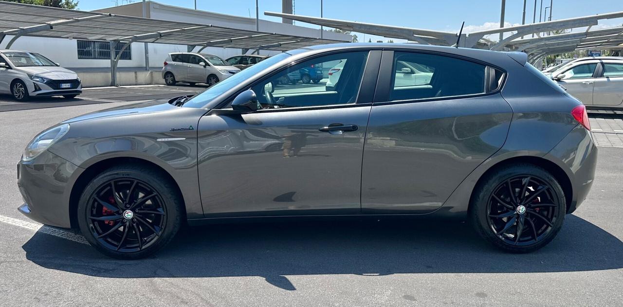 Alfa Romeo Giulietta 2.0 JTDm-2 150 CV allestimenti sportiva quadrifoglio
