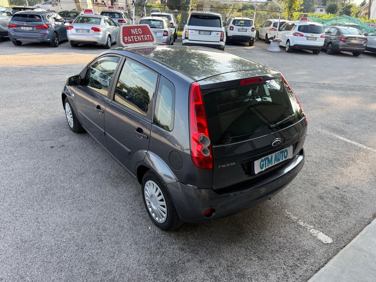 Ford Fiesta 1.2 Benzina 75 Cv - Neopatentati