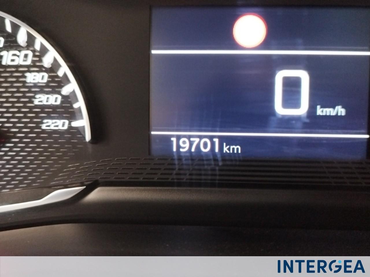 PEUGEOT 208 1.2 puretech Active s&s 100cv