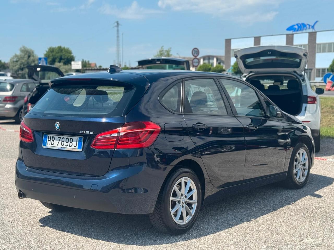 Bmw 2er Active Tourer 218d Luxury