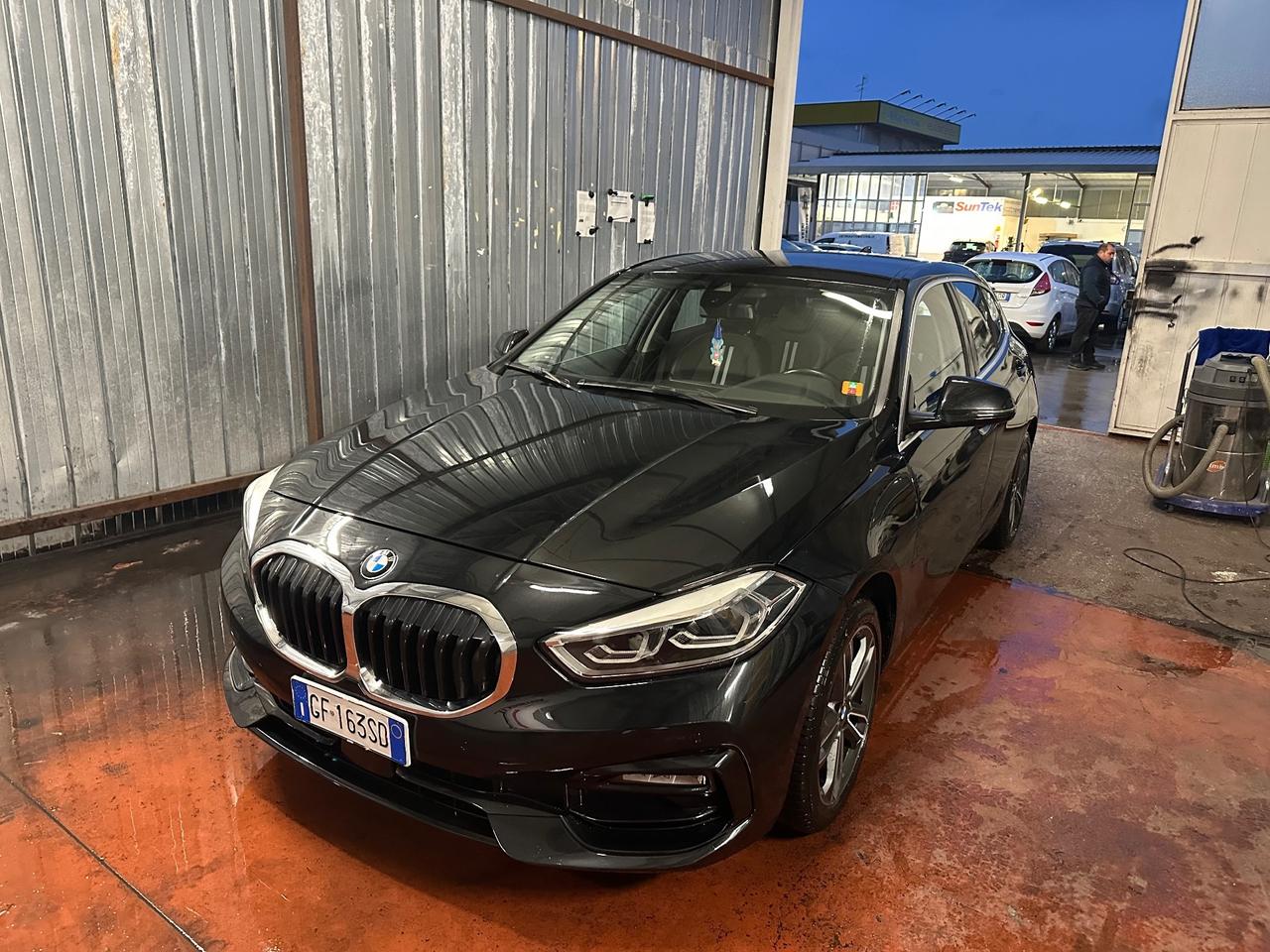 Bmw 118 118i 5p. AUTOM SPORT 60 MILA KM