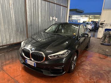 Bmw 118 118i 5p. AUTOM SPORT 60 MILA KM