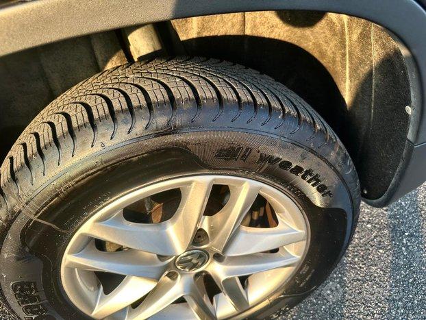 VOLKSWAGEN Tiguan 2.0 TDI 140CV BlueMotion - 2011