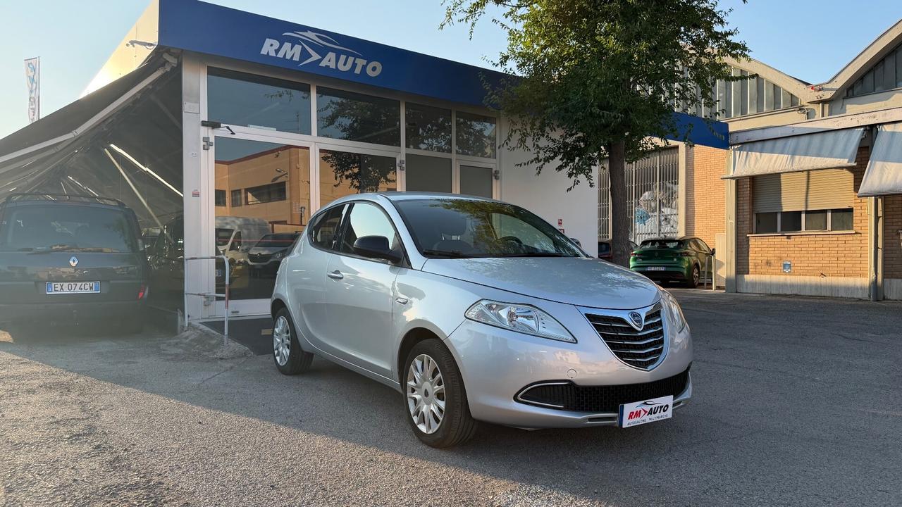 Lancia Ypsilon 1.2 69 CV