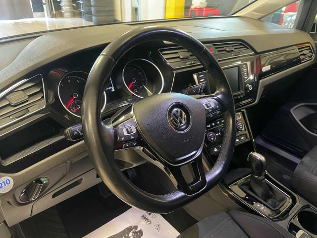 VOLKSWAGEN Touran 1.4 TSI DSG *FULL OPTION/LED/NAVI/TELC*