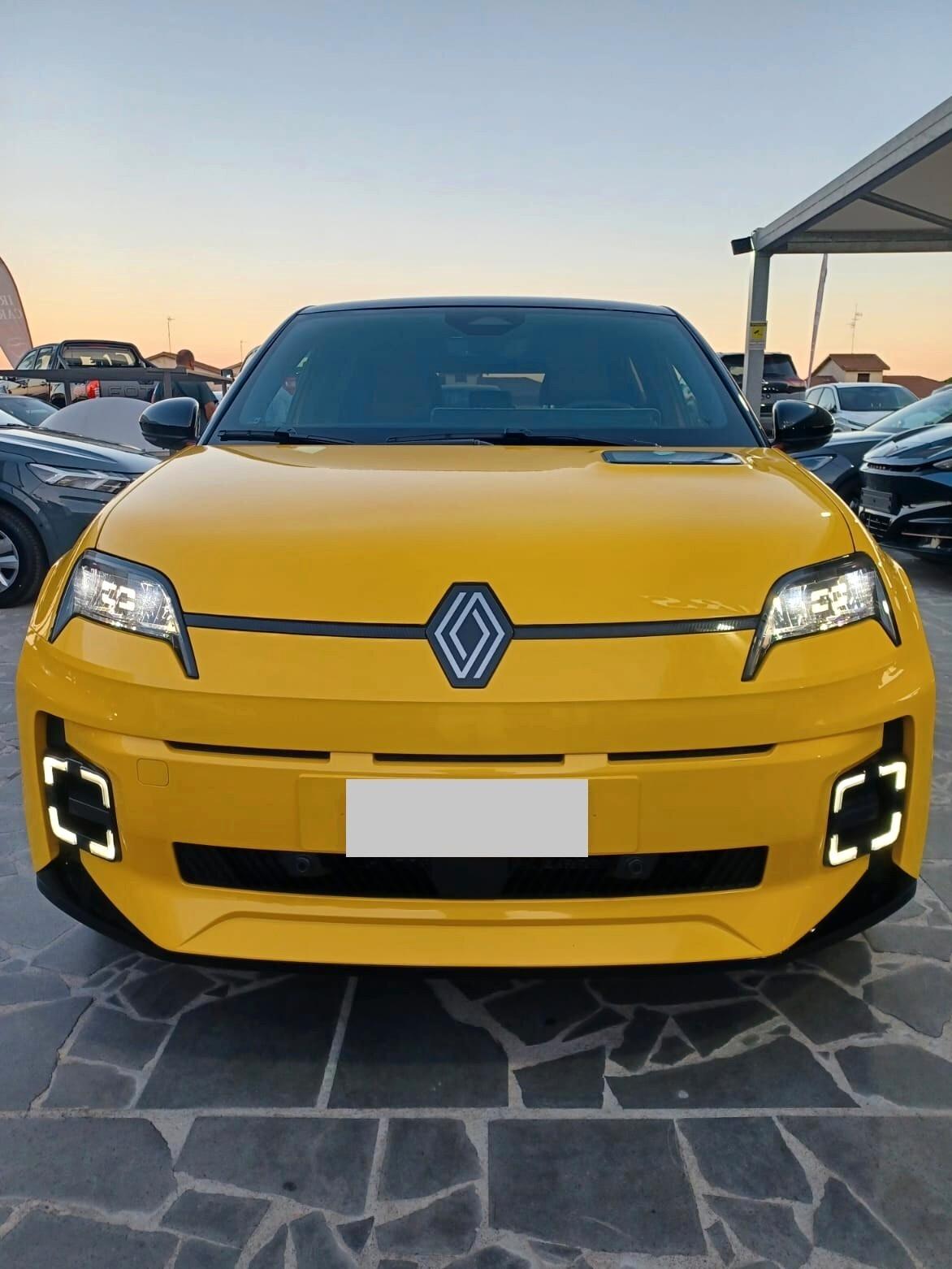 Renault 5 E-Tech Electric 150 CV Comfort Range AC 11 Iconic Cinq