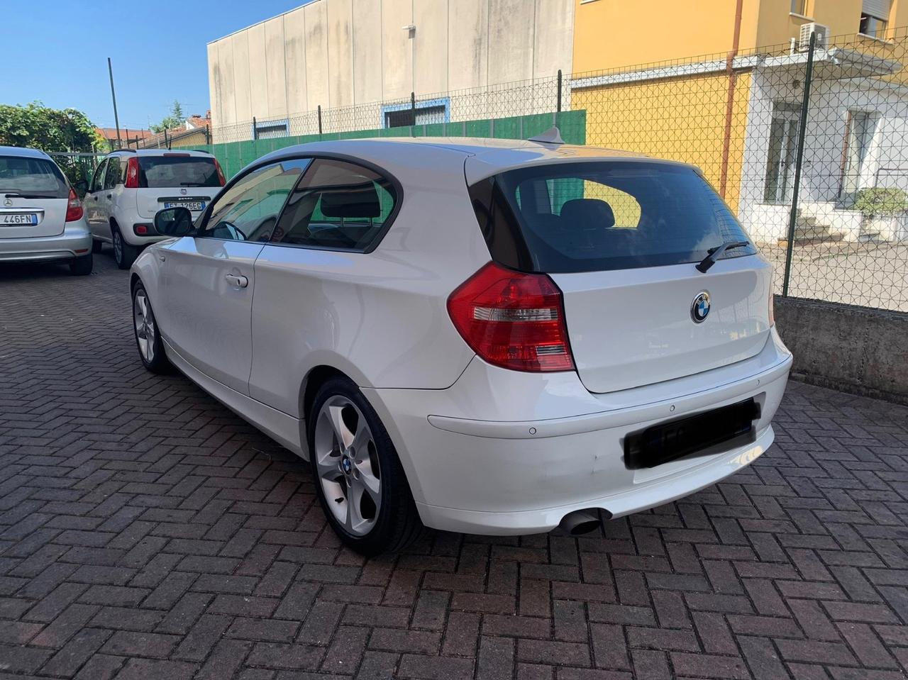 Bmw 118 118d 2.0 143CV cat 3 porte Attiva DPF