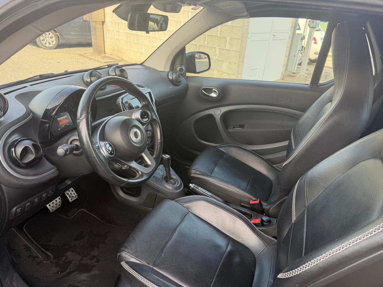 Smart ForTwo BRABUS 0.9 Turbo twinamic cabrio Xclusive
