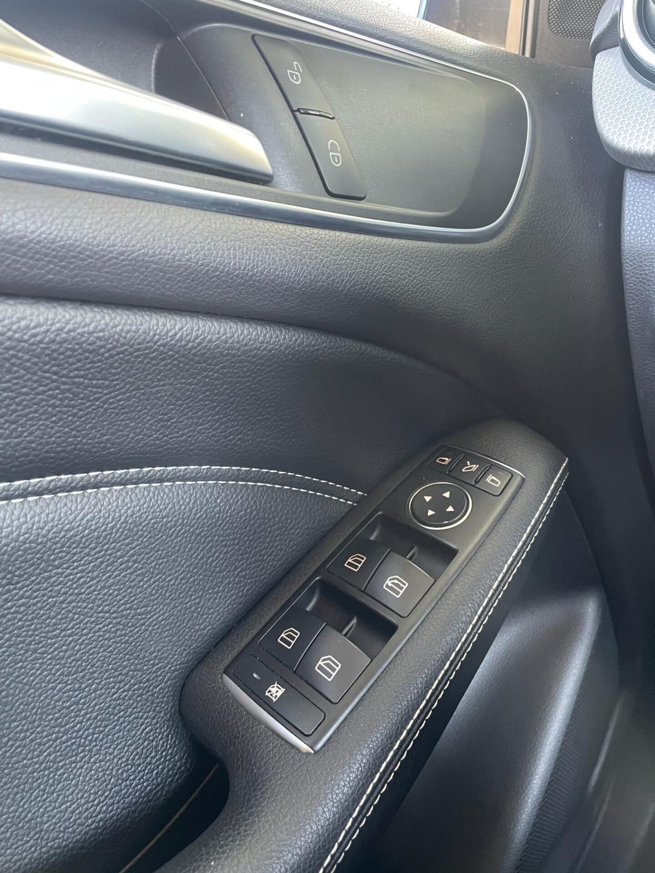 Mercedes-benz B 180 B 180 CDI Automatic Premium