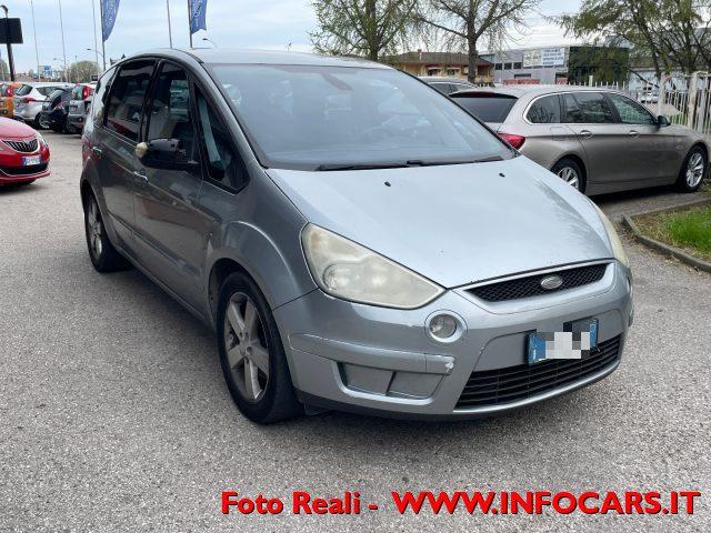 FORD S-Max 2.0 TDCi 140CV Titanium