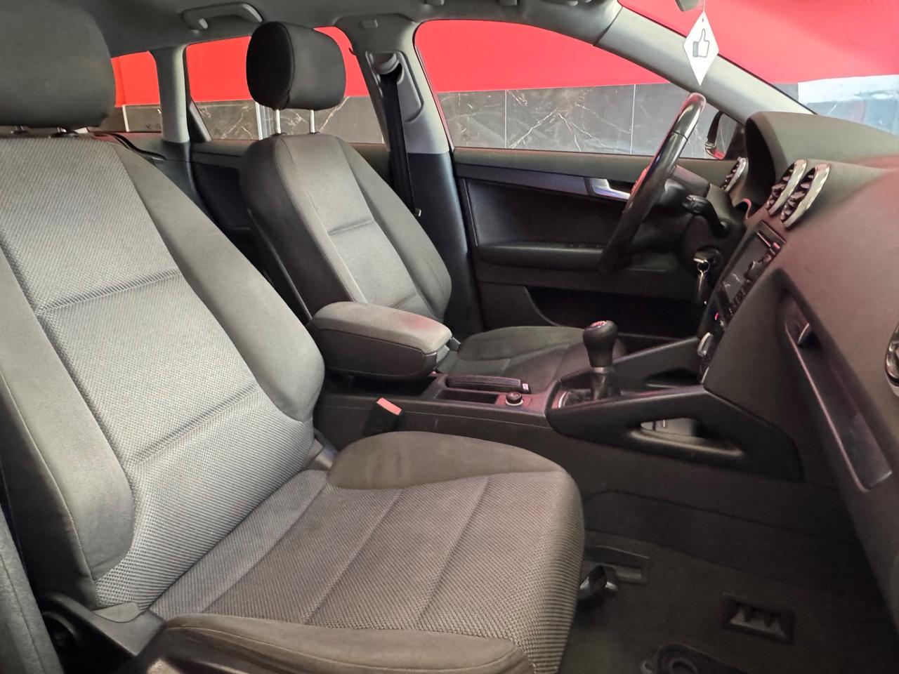 Audi A3 SPB 1.6 TDI 105 CV CR Ambition