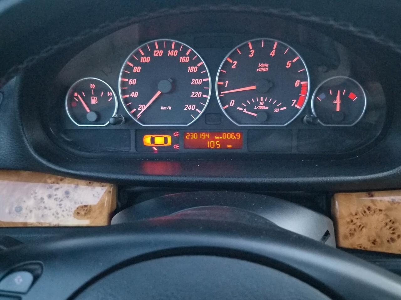 Bmw 330 E46 M SPORT 231CV benz