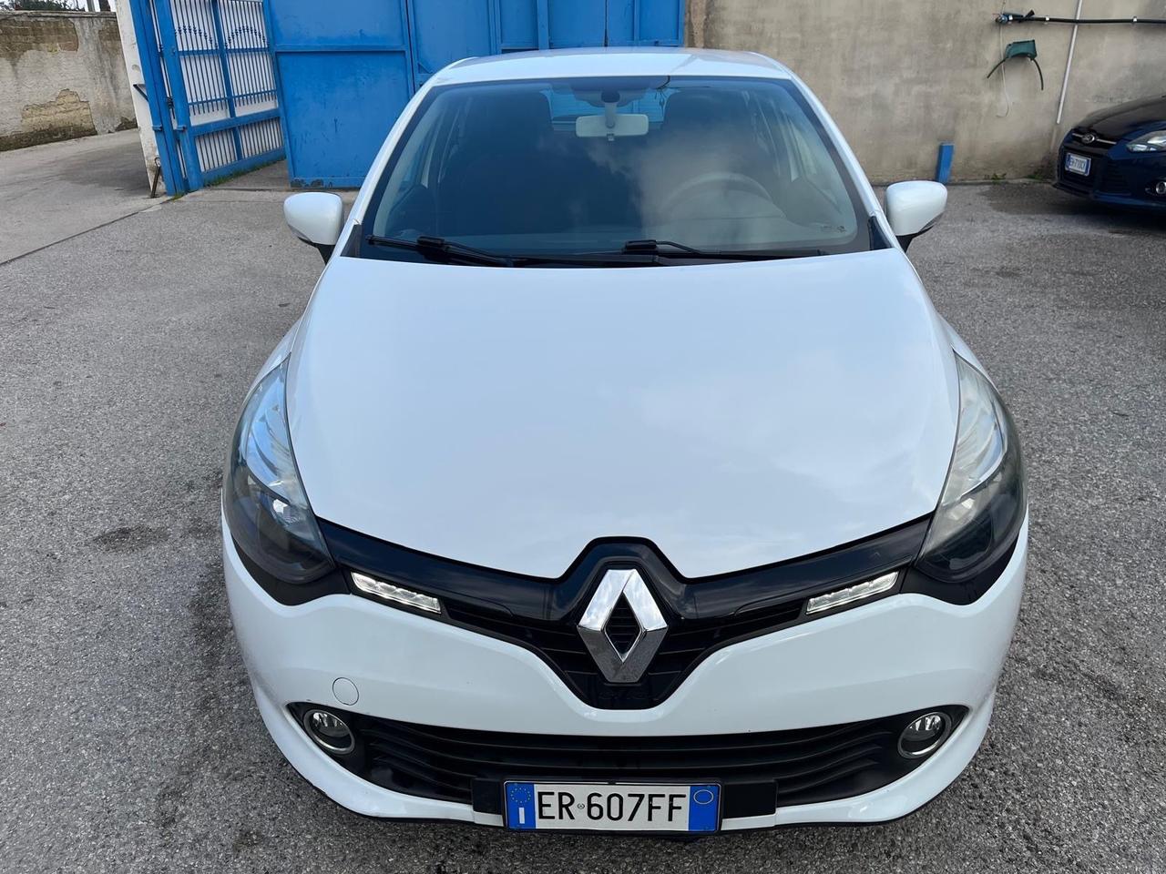 Renault Clio 5P-1.2 gpl -full -2013