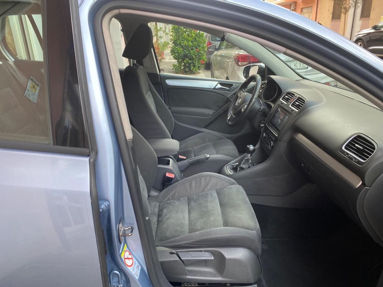 Volkswagen Golf 1.6 TDI DPF 5p. Highline