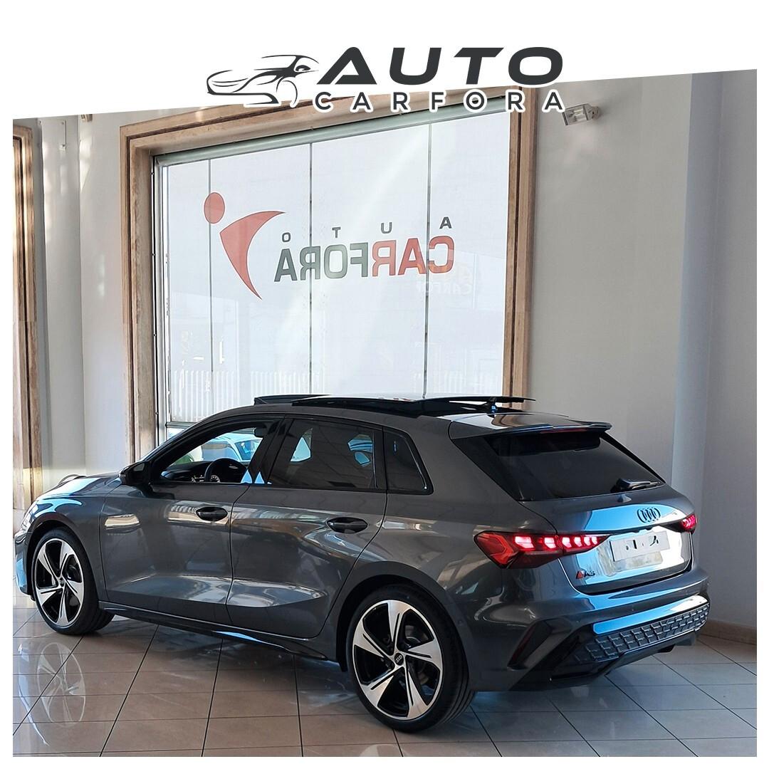 Audi A3 Sportback 35 TDI S tronic Identity Black con tetto apribile R19 Pack Red interno