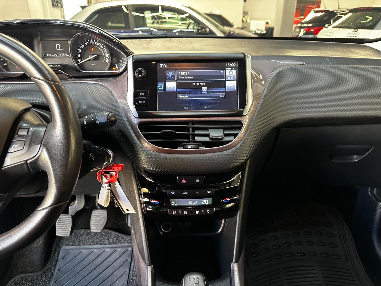 Peugeot 2008 1.6 e-HDi - FABIANOAUTO