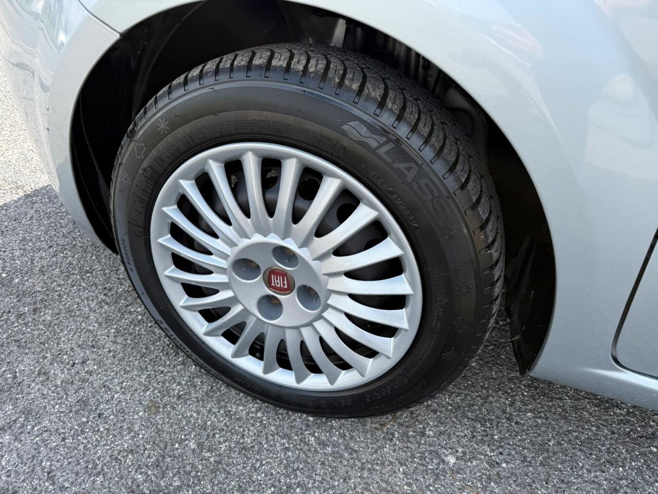 FIAT GRANDE PUNTO 5PORTE 1.2BENZINA 65CV 130MILAKM