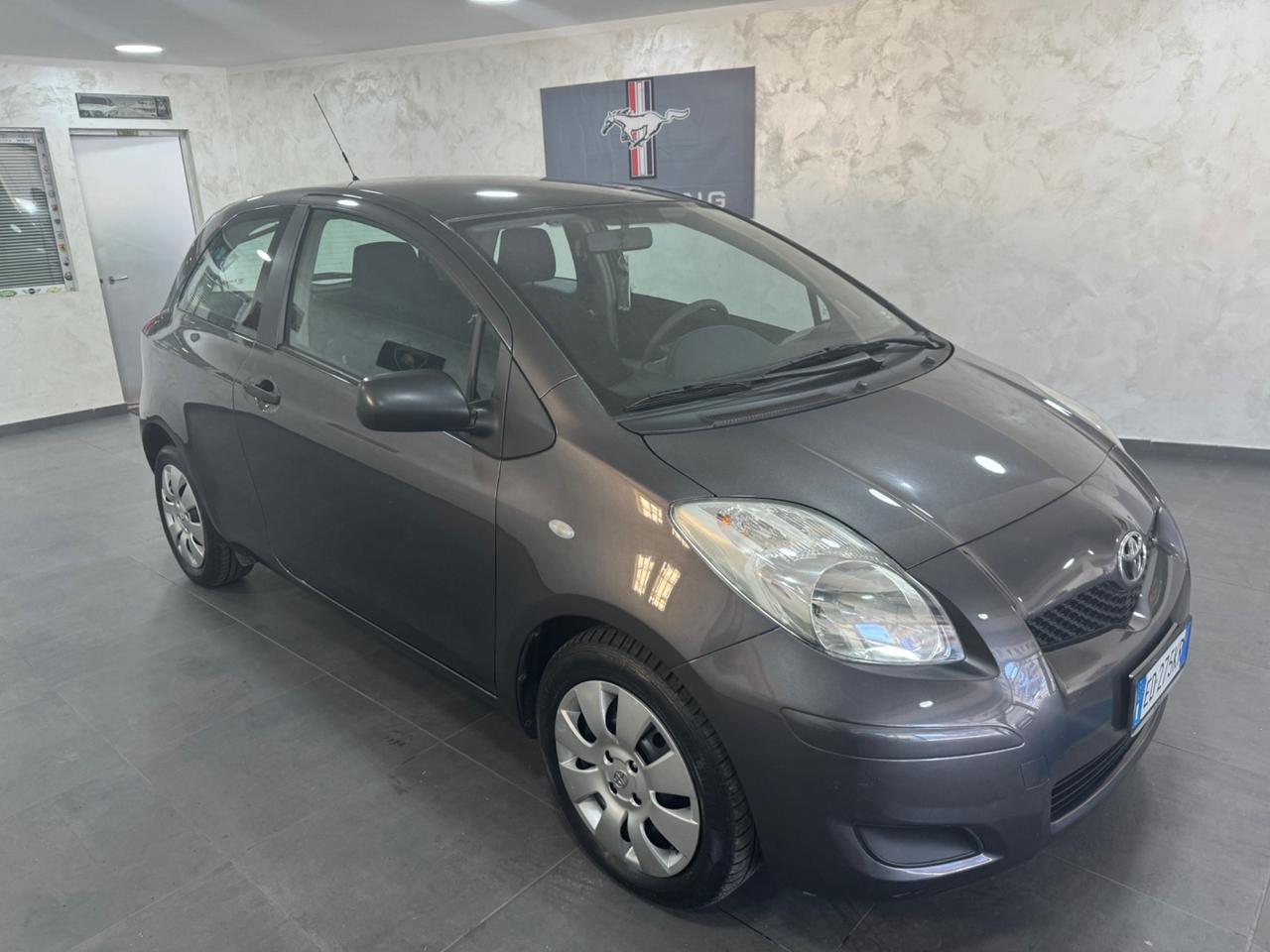 Toyota Yaris 1.4 D-4D DPF 3 porte Sol