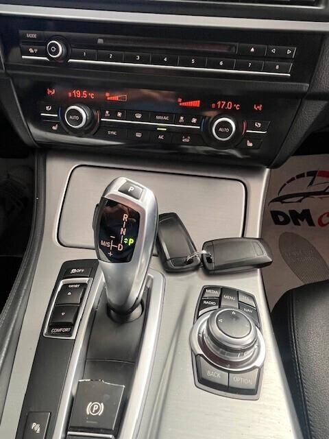 BMW 520 D 184 CV TOURING LUXURY PELLE TOTALE AUTOMATICO NAVI CERCHI SEDILI ANT. A REGOLAZIONE ELETTRICA
