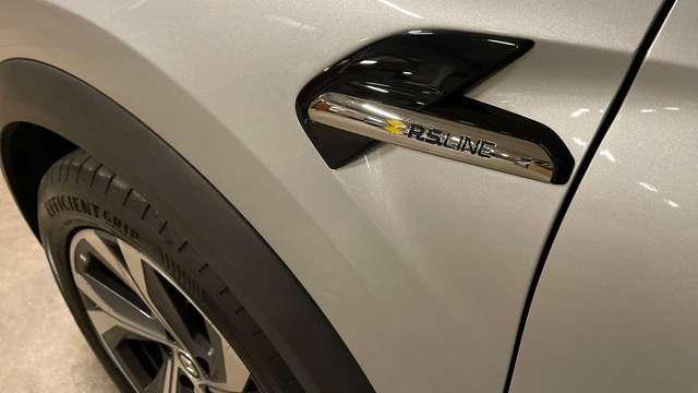 Renault Captur 1.6 E-TECH Plug-in Hybrid 160cv RS Line Aut
