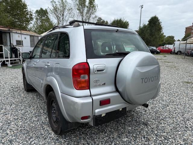 Toyota RAV 4 2.0 PASSO LUNGO GPL - BOMBOLE VALIDE FINO AL 2035
