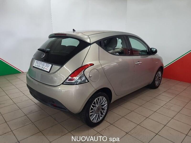 Lancia Ypsilon Ypsilon 1.2 69 CV 5 porte S&S Gold