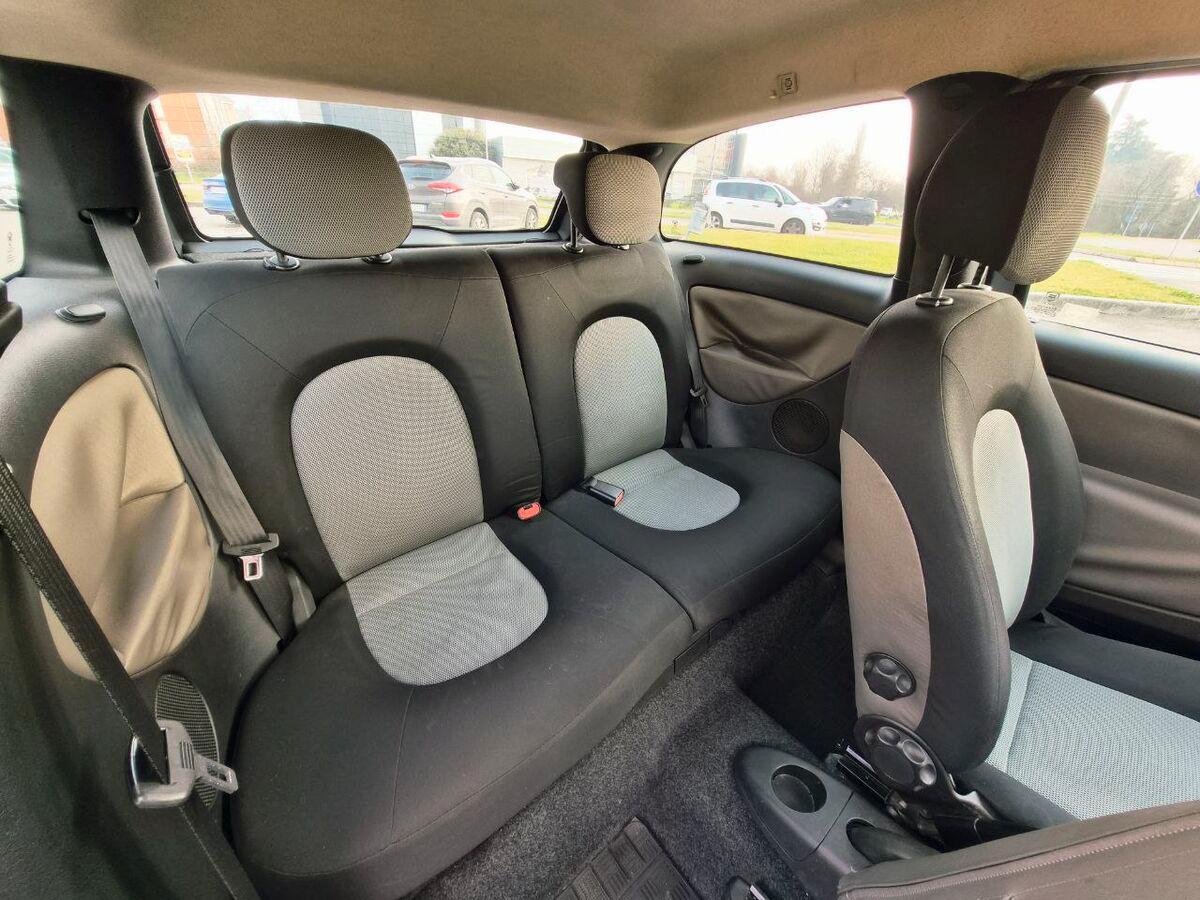 Lancia Ypsilon 1.2 8v 100