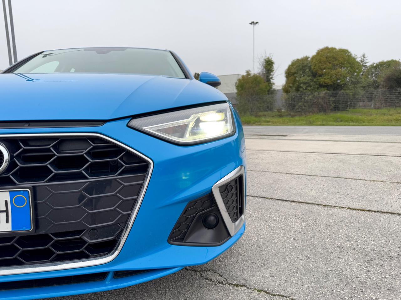 AUDI A4 Avant Quattro S-LINE - Virtual Led 18