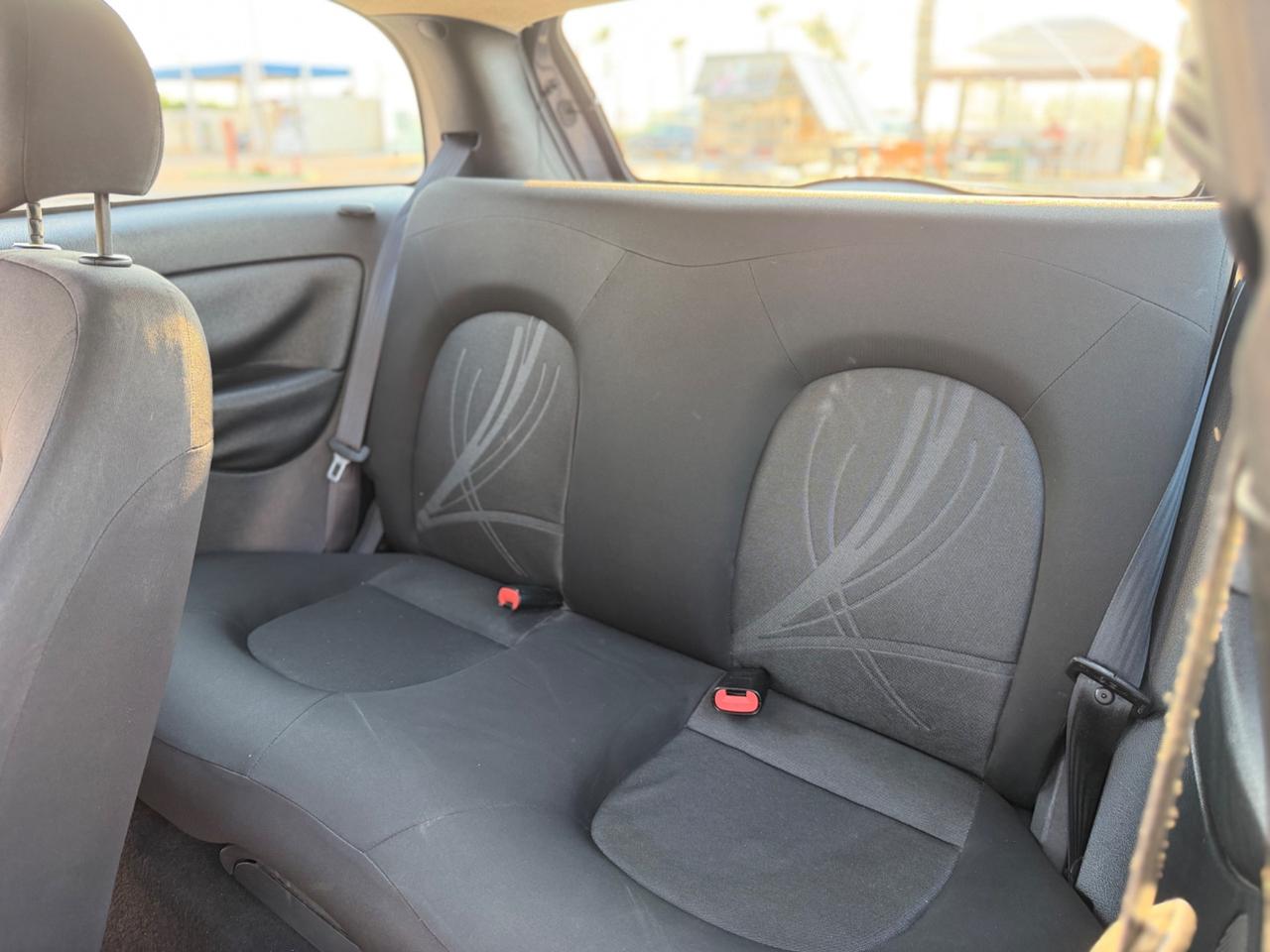 Lancia Ypsilon 1.2 69 CV Argento (51KW)