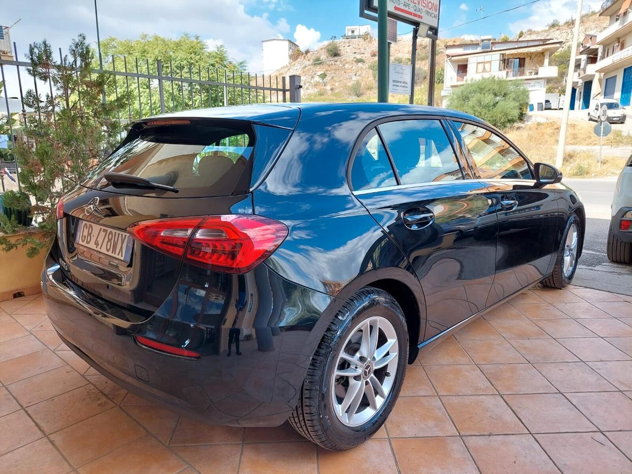 Mercedes-benz A 180 A 180 d Automatic Business Extra