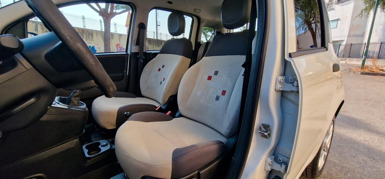 Fiat Panda 1.2 Lounge 69CV FINANZIAMENTI ANCHE SENZA BUSTA PAGA
