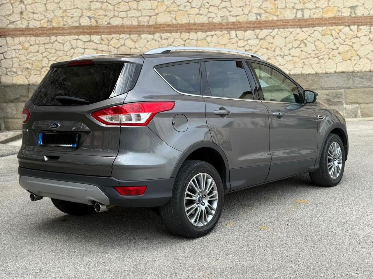 Ford Kuga 2.0 TDCI 163 CV 4WD Powershift Titanium
