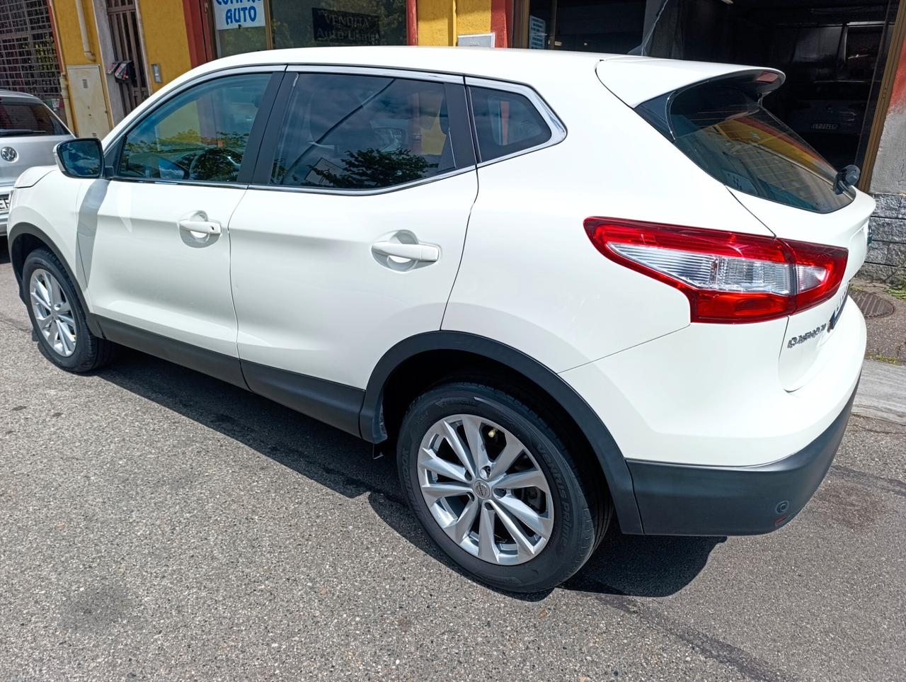 Nissan Qashqai 1.2 DIG-T FULL OPTIONAL UNICO PROPRIETARIO
