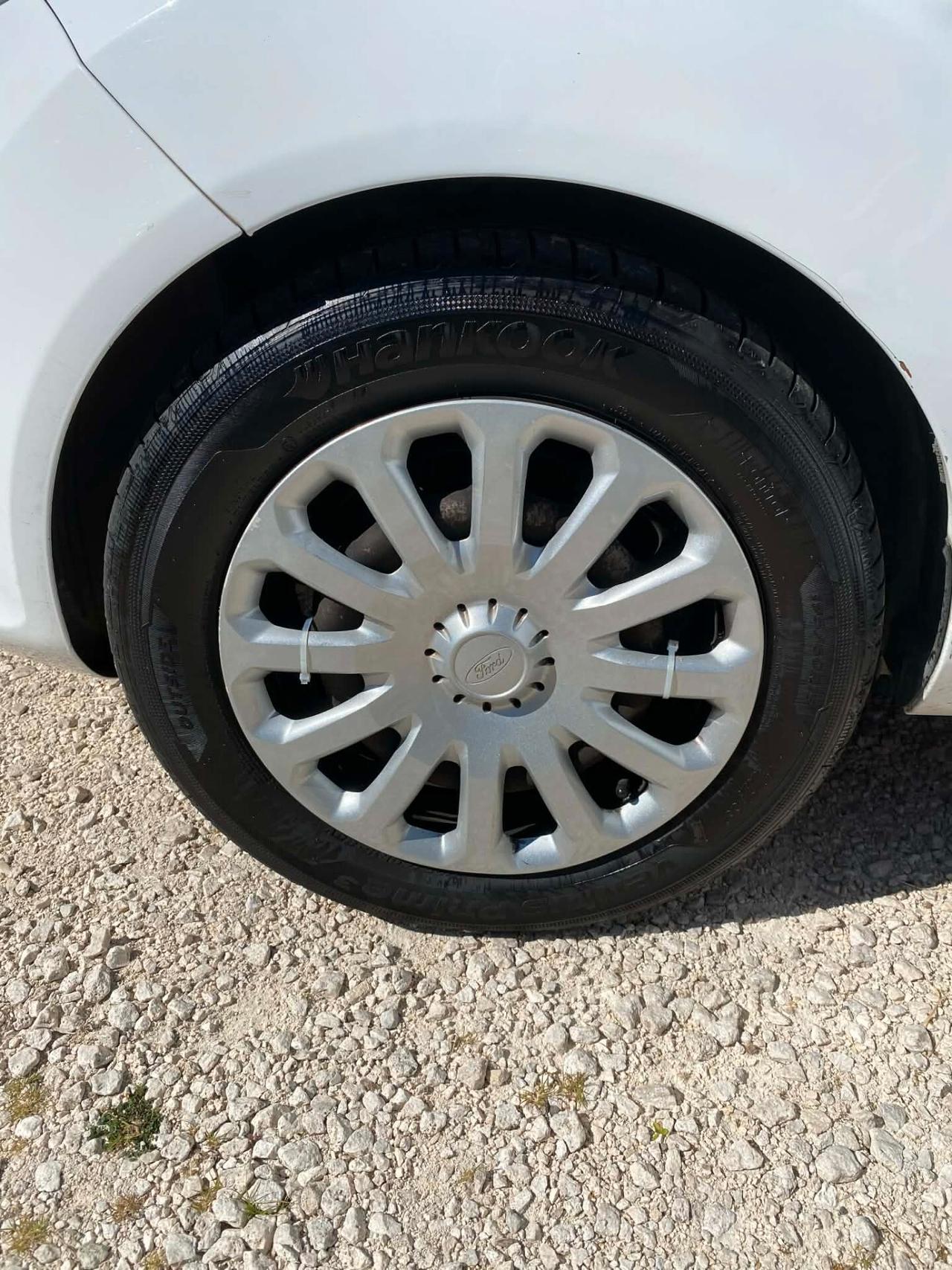 Ford Fiesta 1.4 Tdi Van Ok Neop.