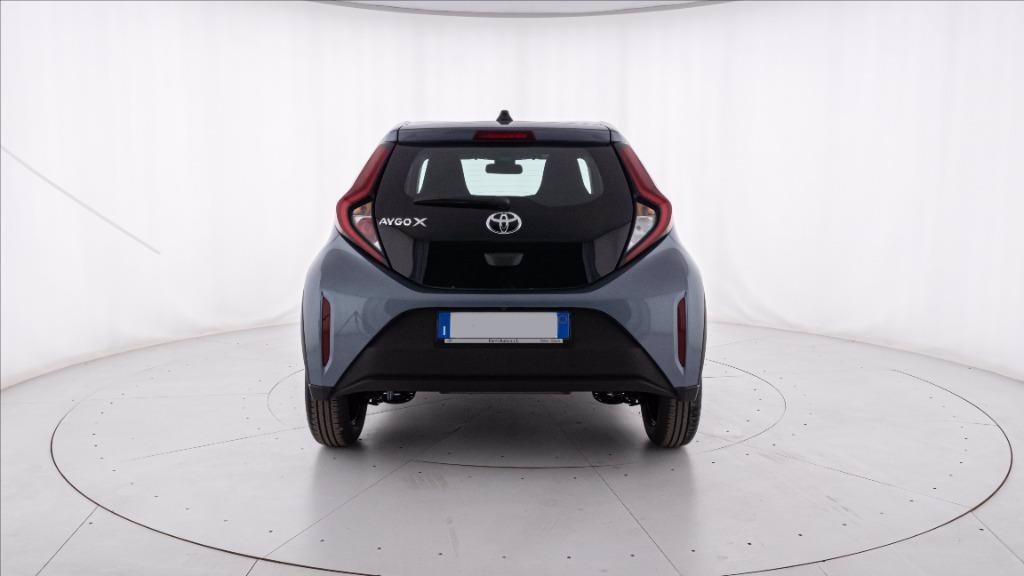 TOYOTA Aygo X 1.0 Active 72cv s-cvt del 2025
