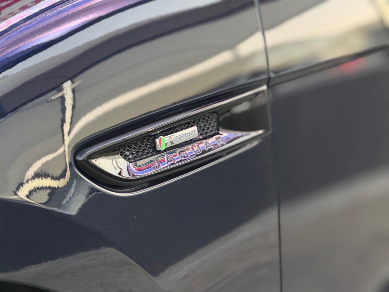 JAGUAR F-PACE 20D 180 CV R-SPORT STRAFULL TETTO IVA R20
