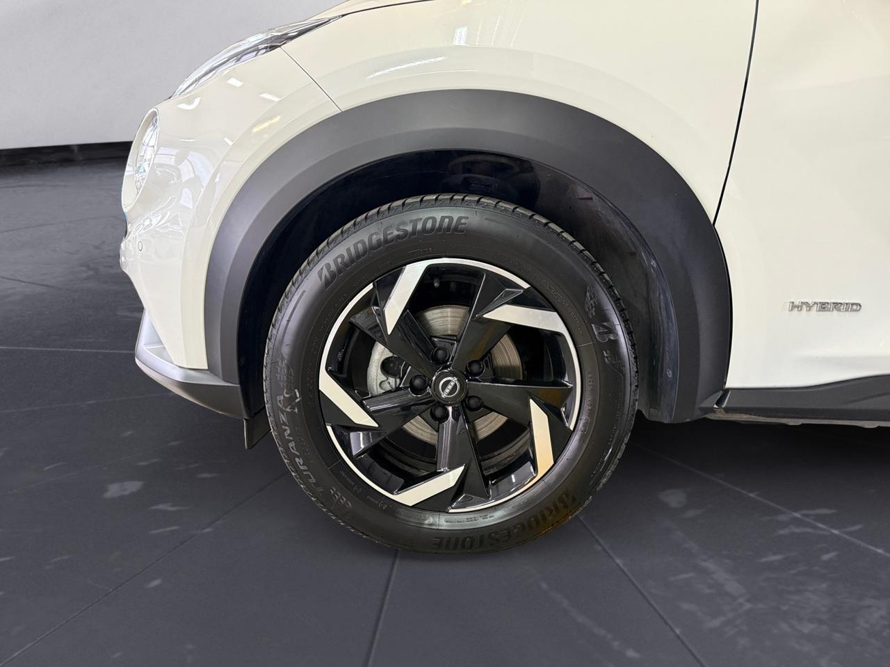 NISSAN Juke 1.6 hev N-Connecta