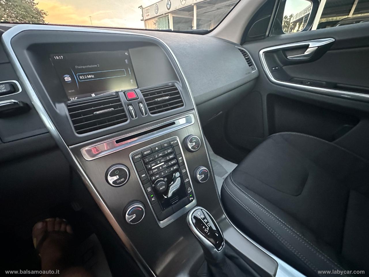 VOLVO XC60 AWD 2.4D Momentum