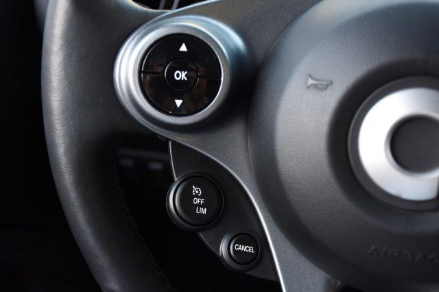 SMART ForTwo EQ Gold (22kW) *LED*CARPLAY*CAM*16"*