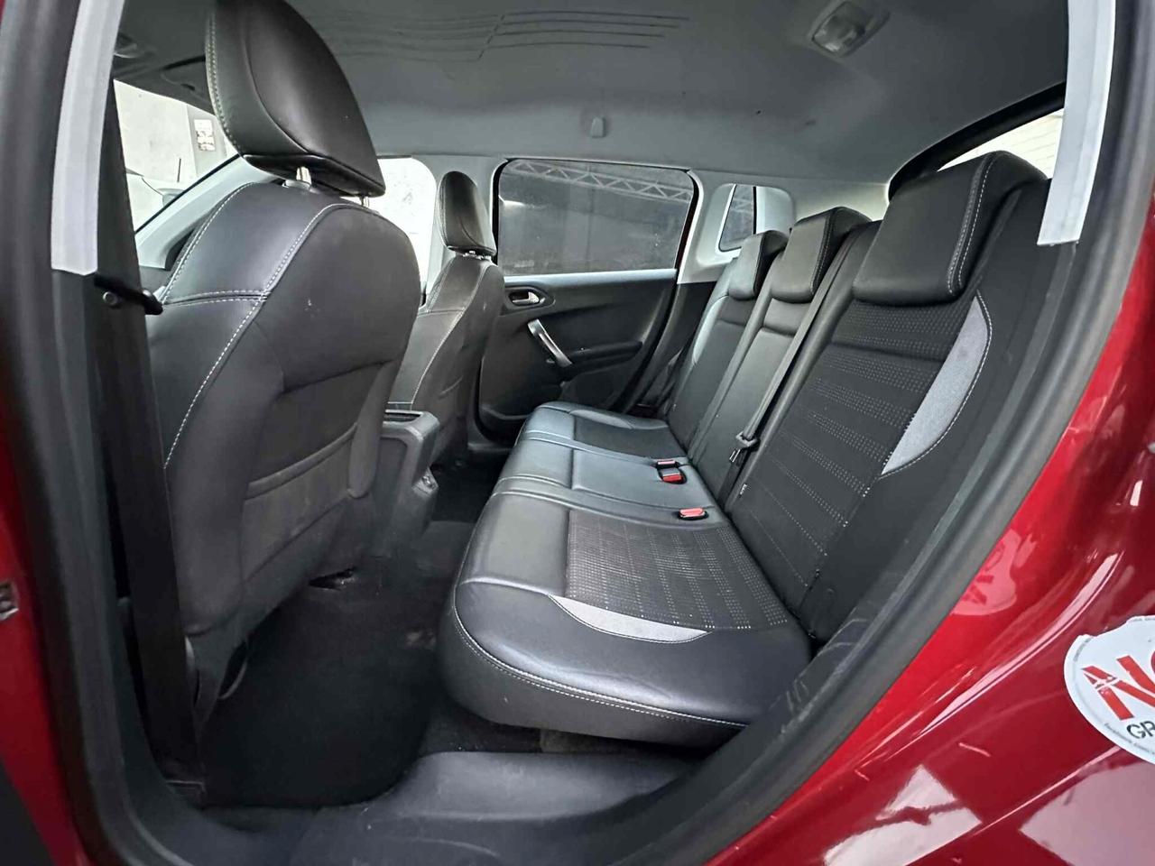 Peugeot 2008 BlueHDi 100 Allure