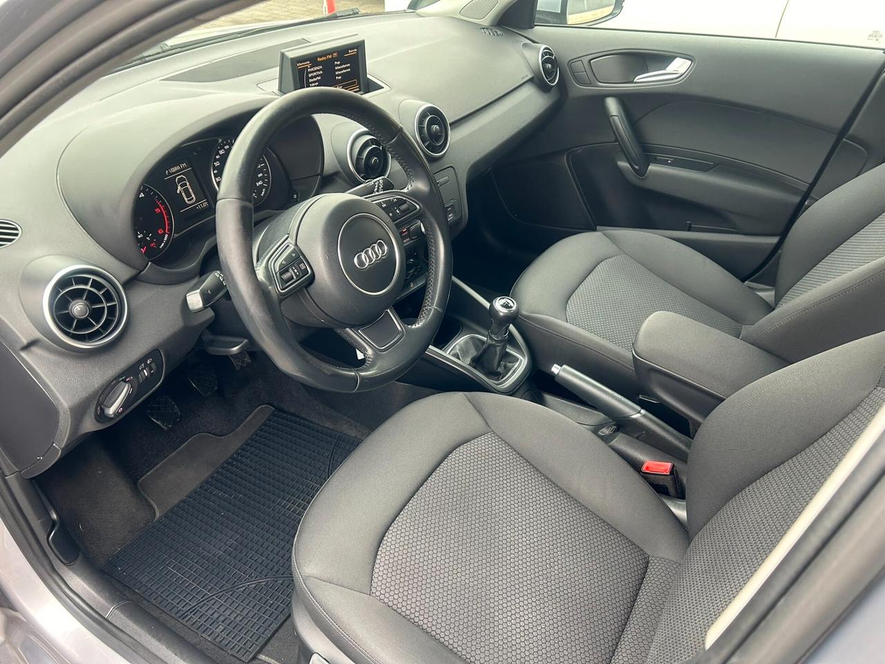 AUDI A1 SPB 1.6 TDI 90CV - OK NEOPATENTATI