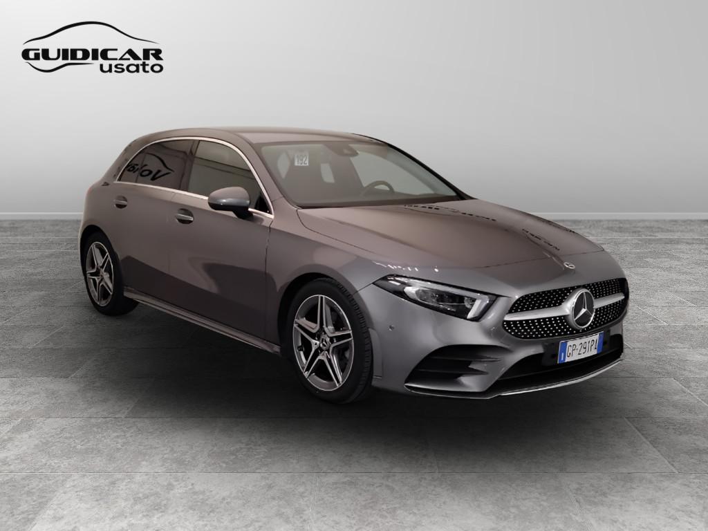 Mercedes-Benz Classe A - W177 2018 - A 200 d Premium Night edition auto