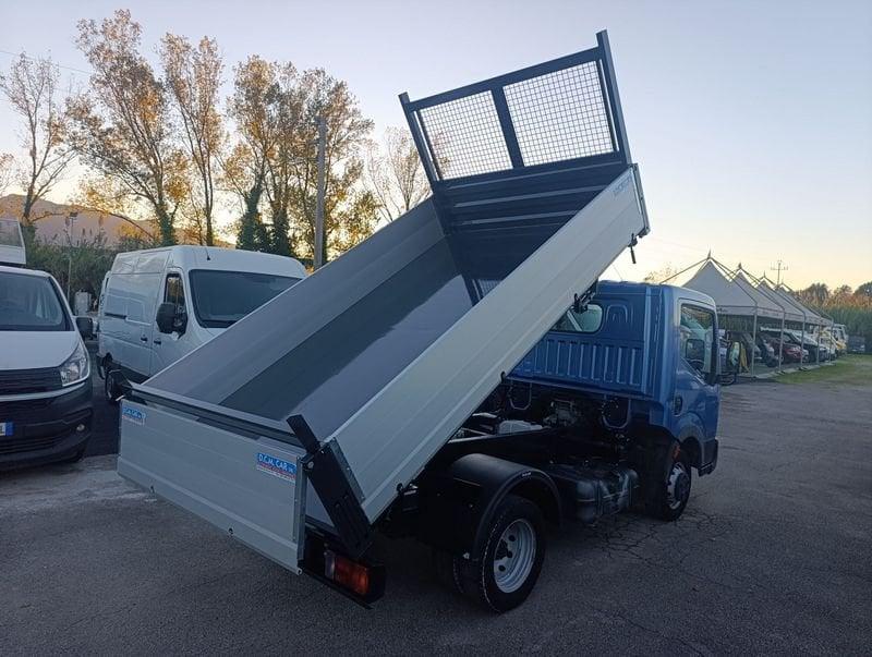 Nissan Cabstar Cabstar 35.14 2.5 TDI 136CV RIBALTABILE TRILATERALE